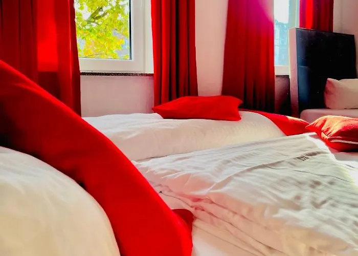 Hotel 66